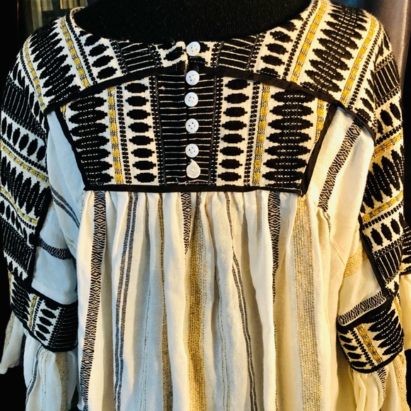 Linen top in gold and black - Picture 4 of 6